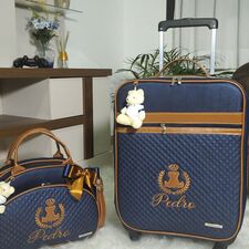 Mala com Rodinhas e Bolsa em Vila Velha
